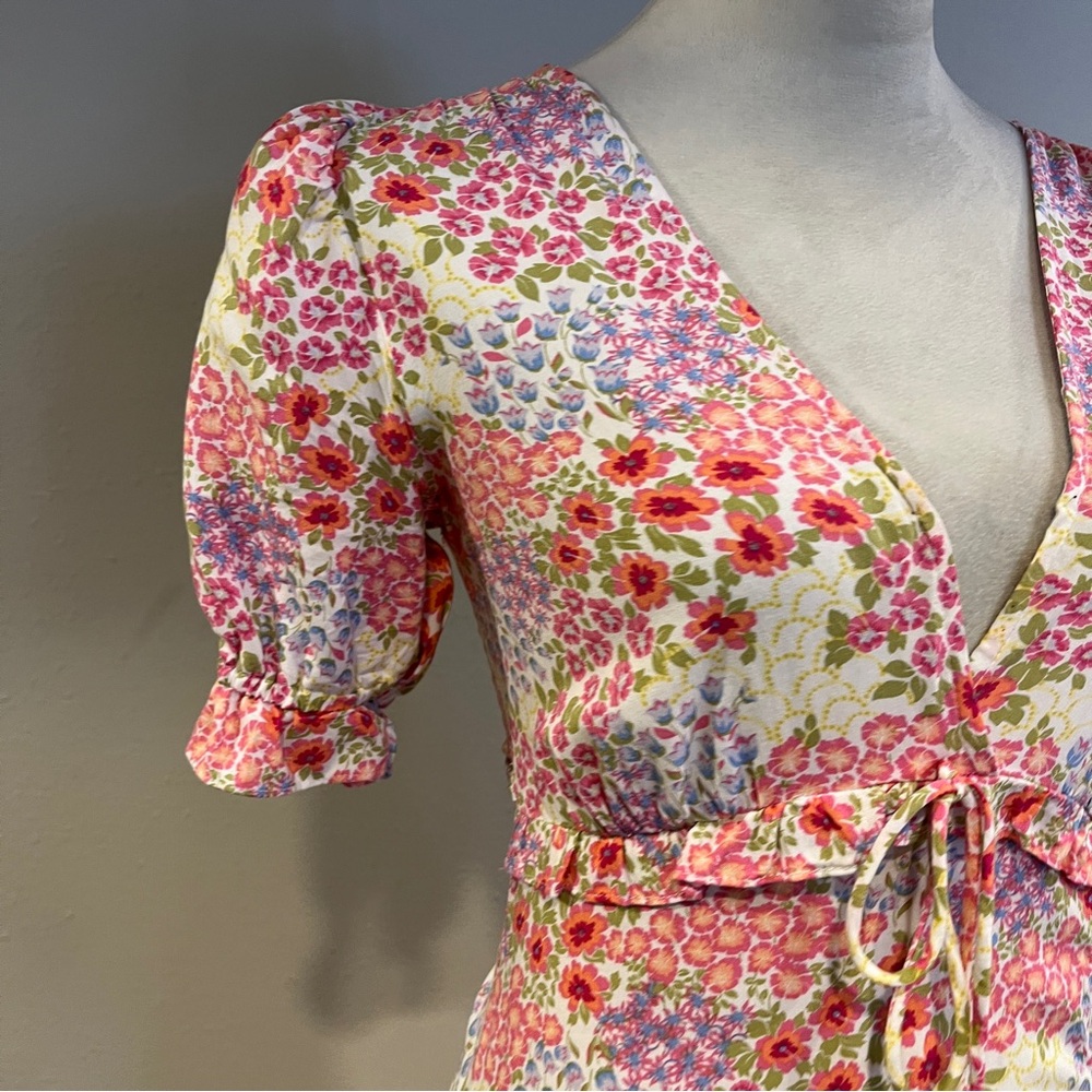 SO short sleeve v-neck floral midi dress size extra small - Picture 3 of 15